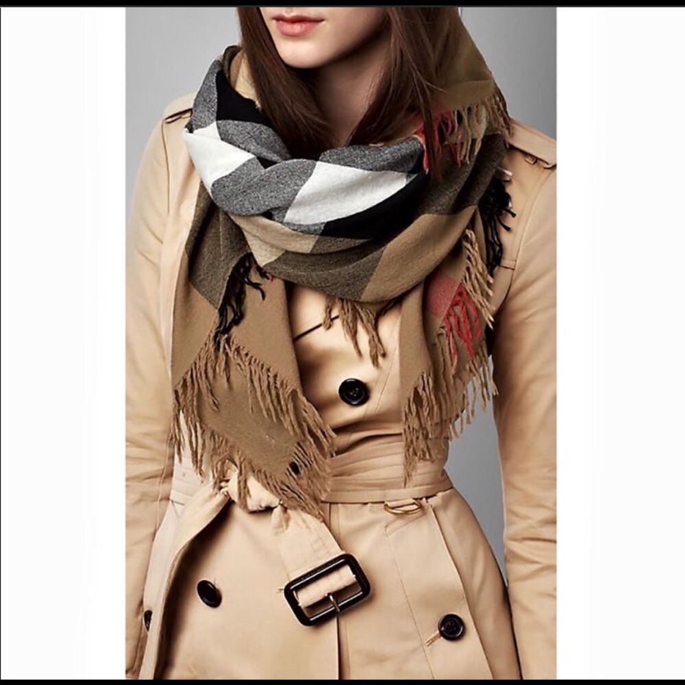 Authentic Burberry check wool scarf